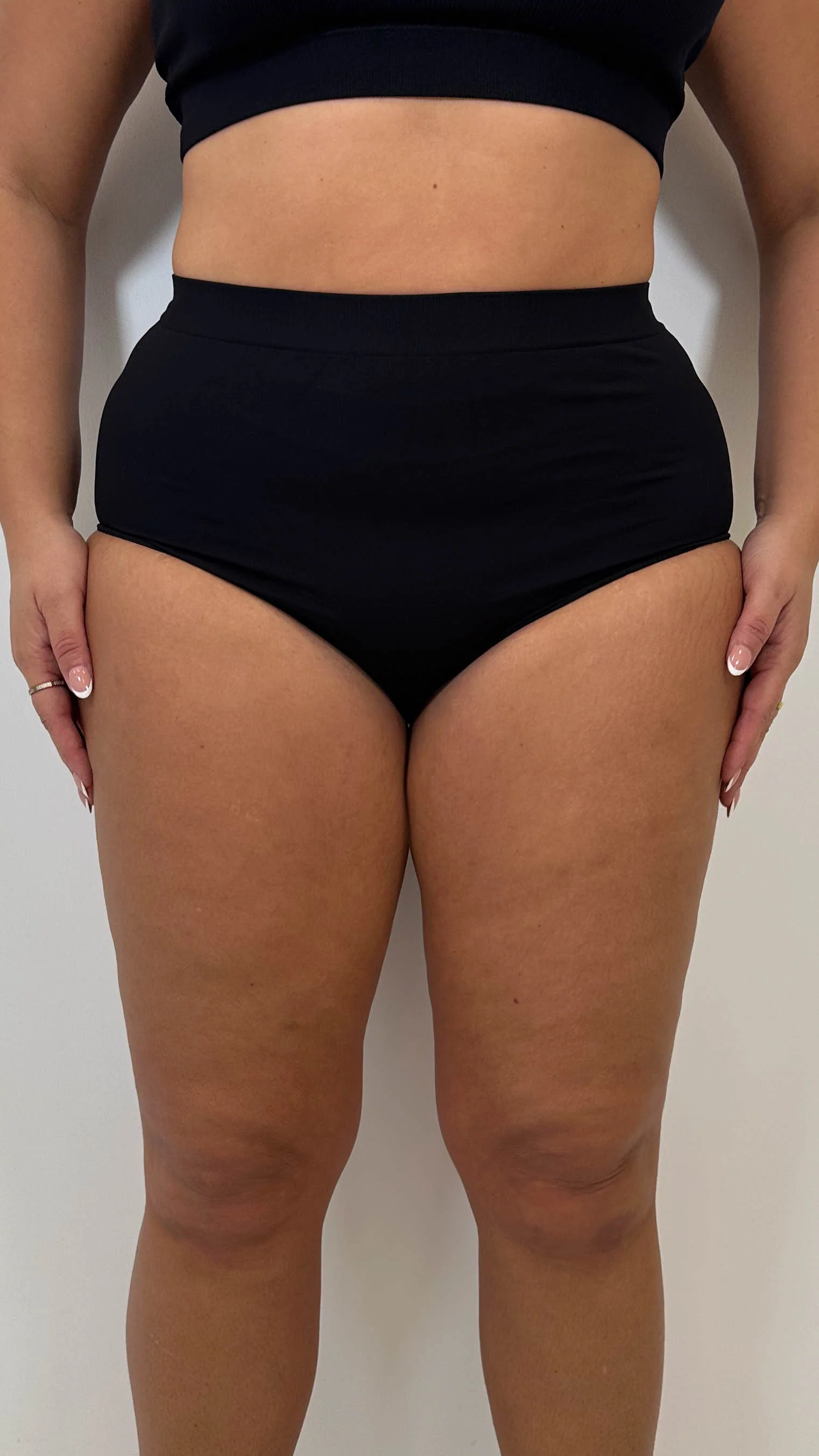 Curvy Seam Free Comfort Brief Black - Insurauncei