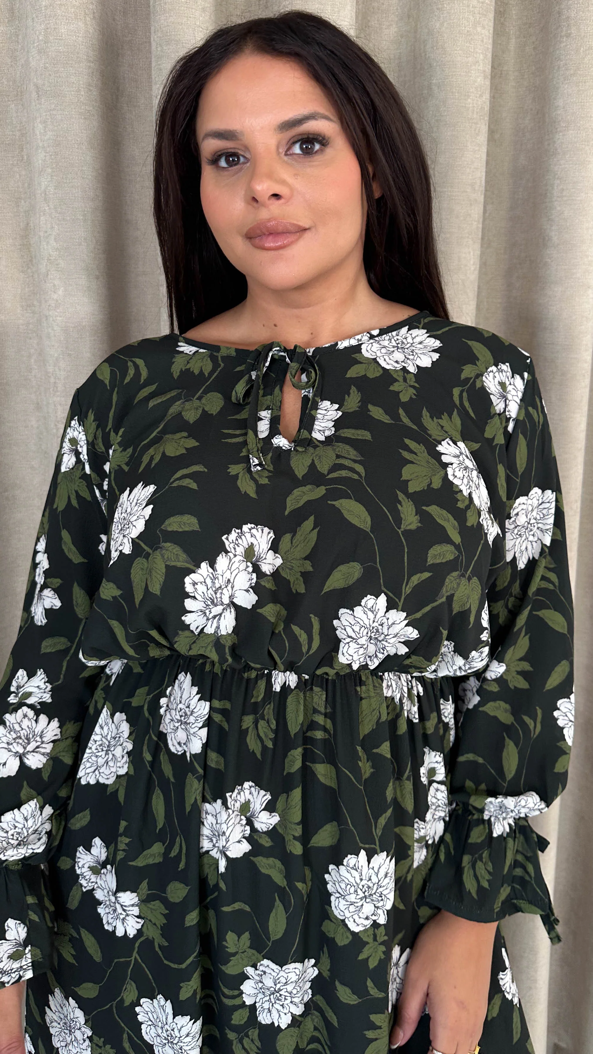 CurveWow Tie Cuff Midaxi Dress Black Floral - Insurauncei