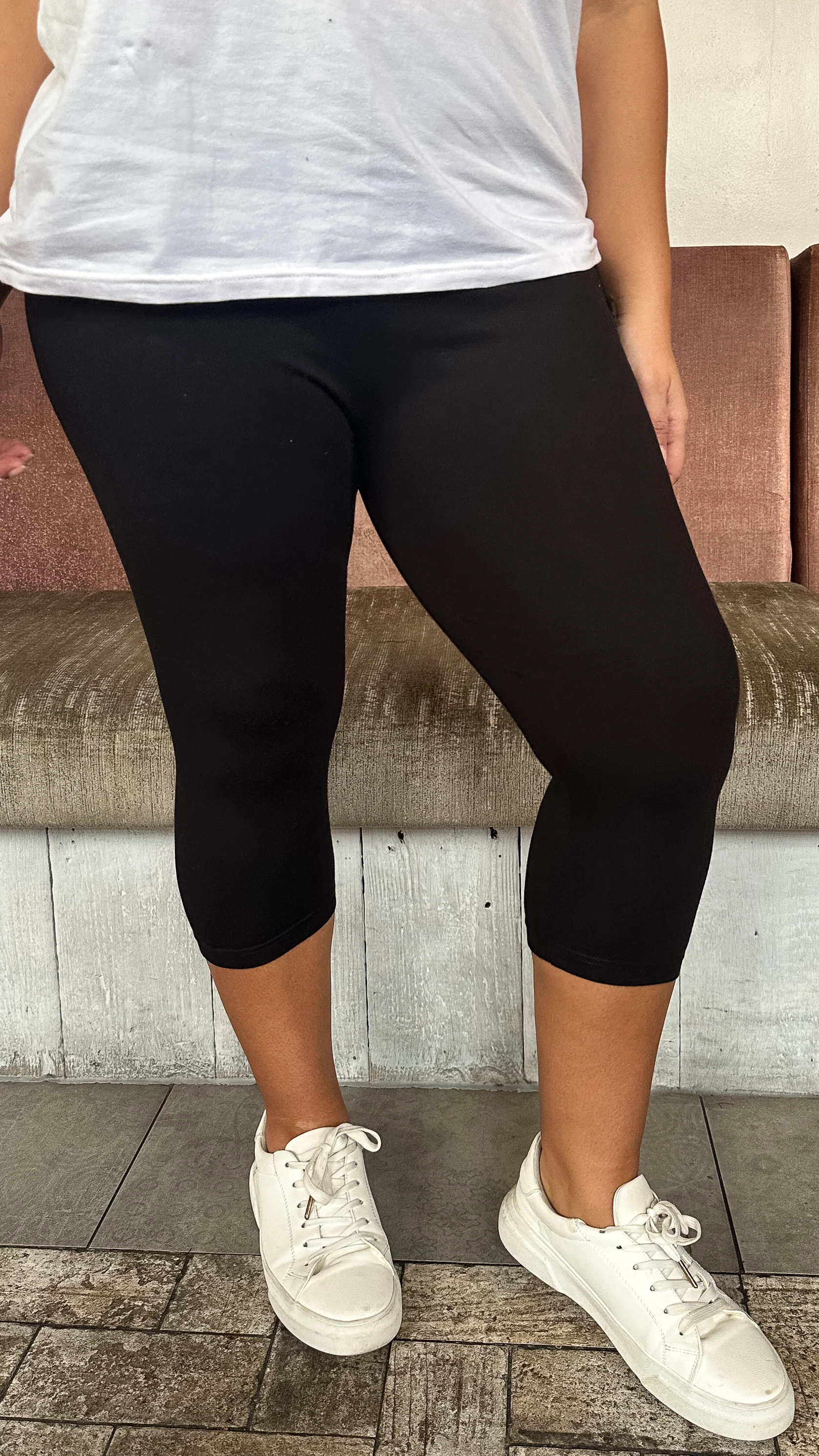 CurveWow Basic Cropped Leggings Black - Insurauncei