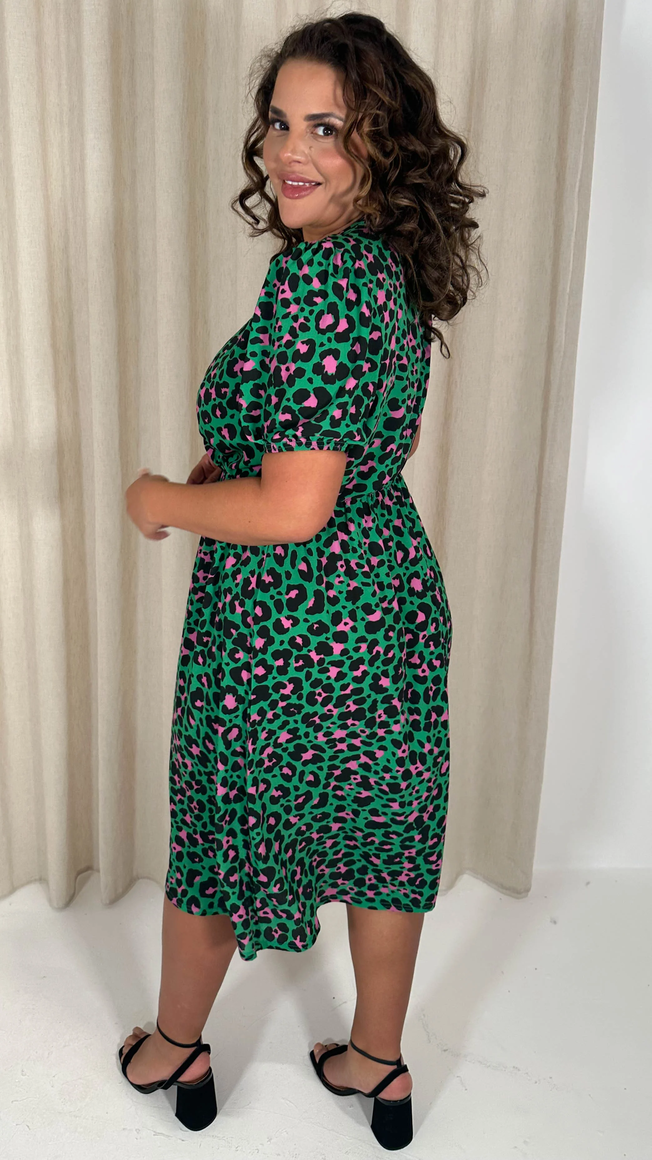 CurveWow Puff Sleeve Wrap Midi Dress Green Animal - Insurauncei