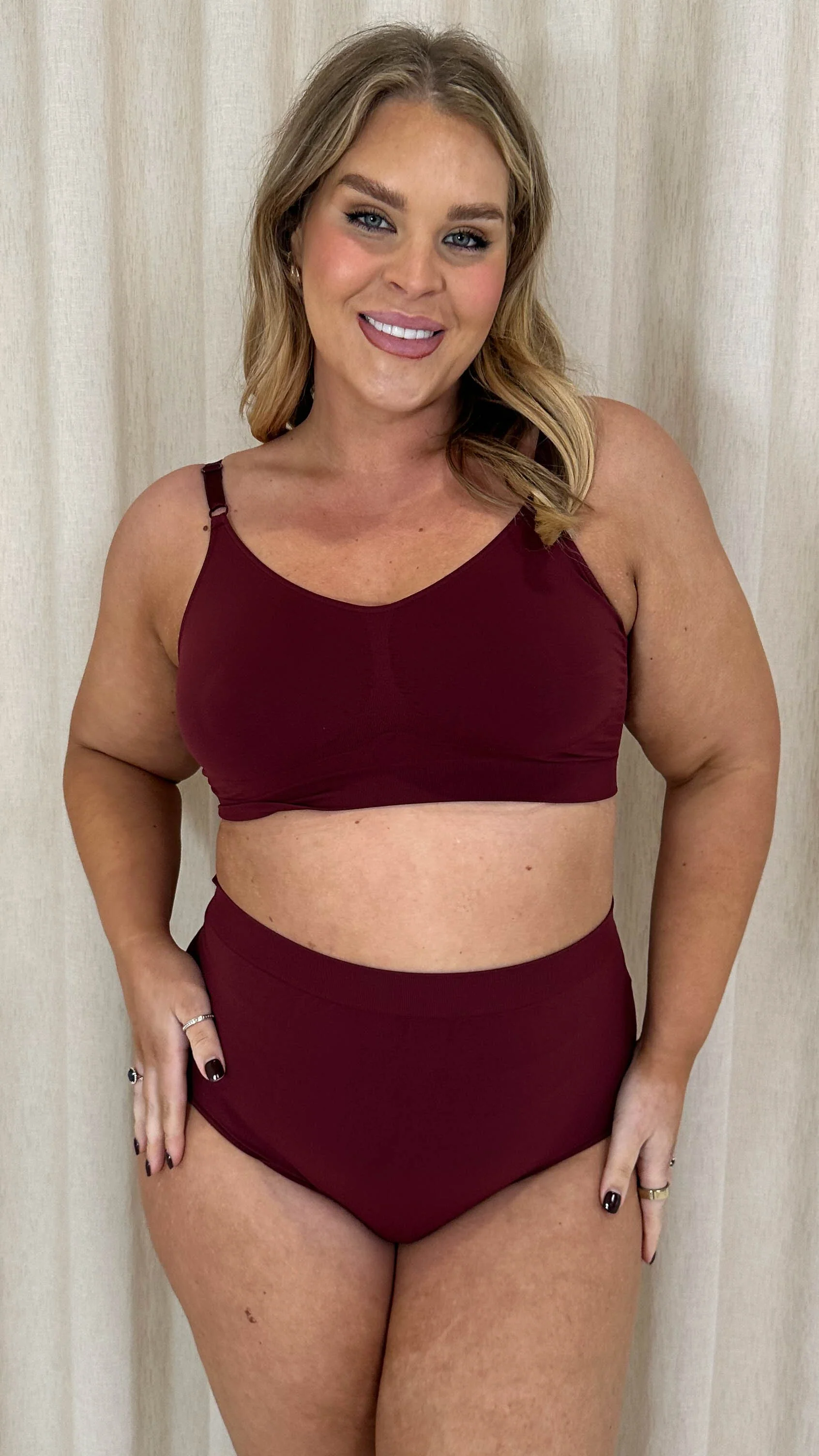 Curvy Seam Free Adjustable Comfort Bra Burgundy - Insurauncei