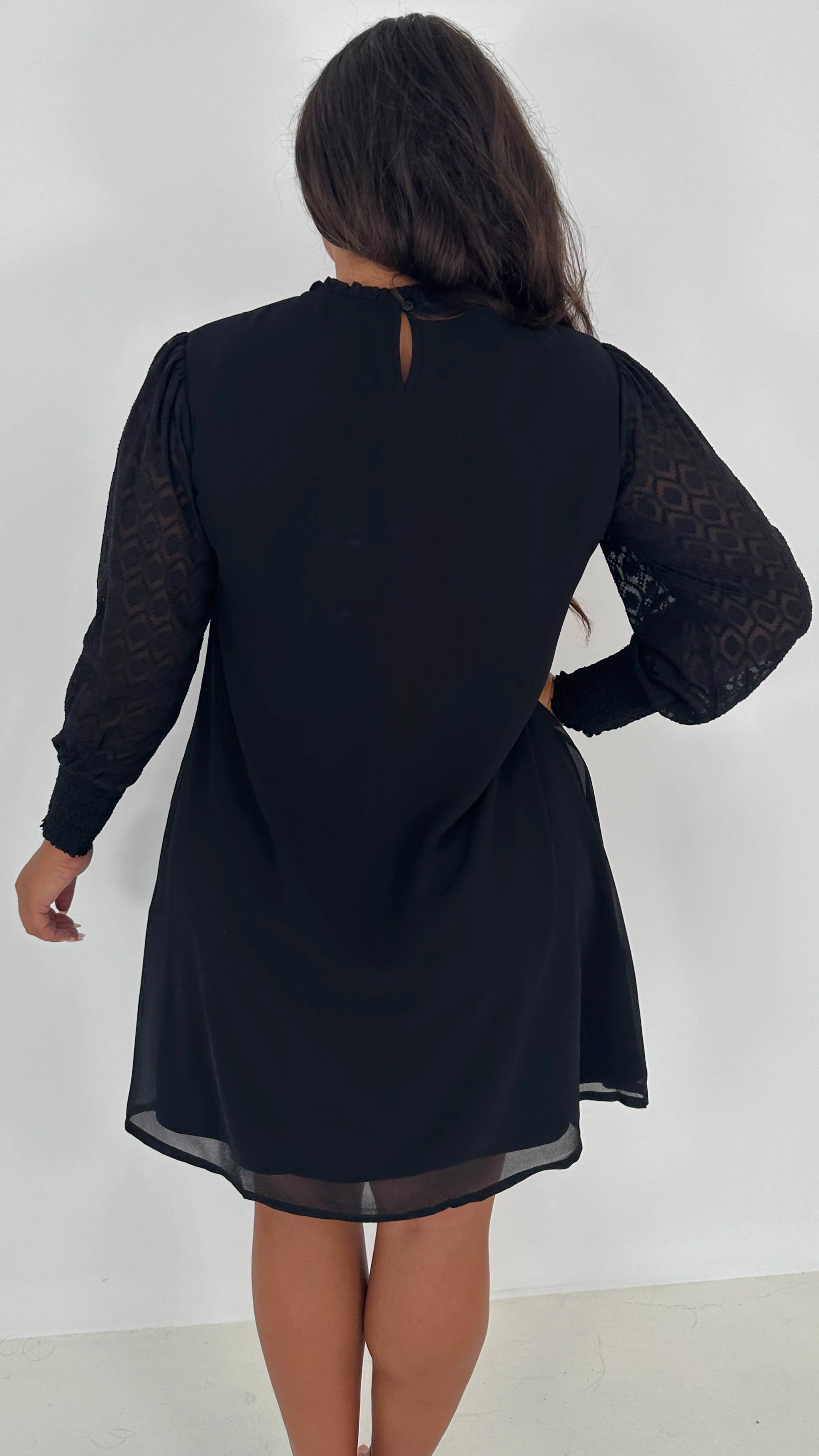 CurveWow Black Sheer Sleeve Shift Dress - Insurauncei