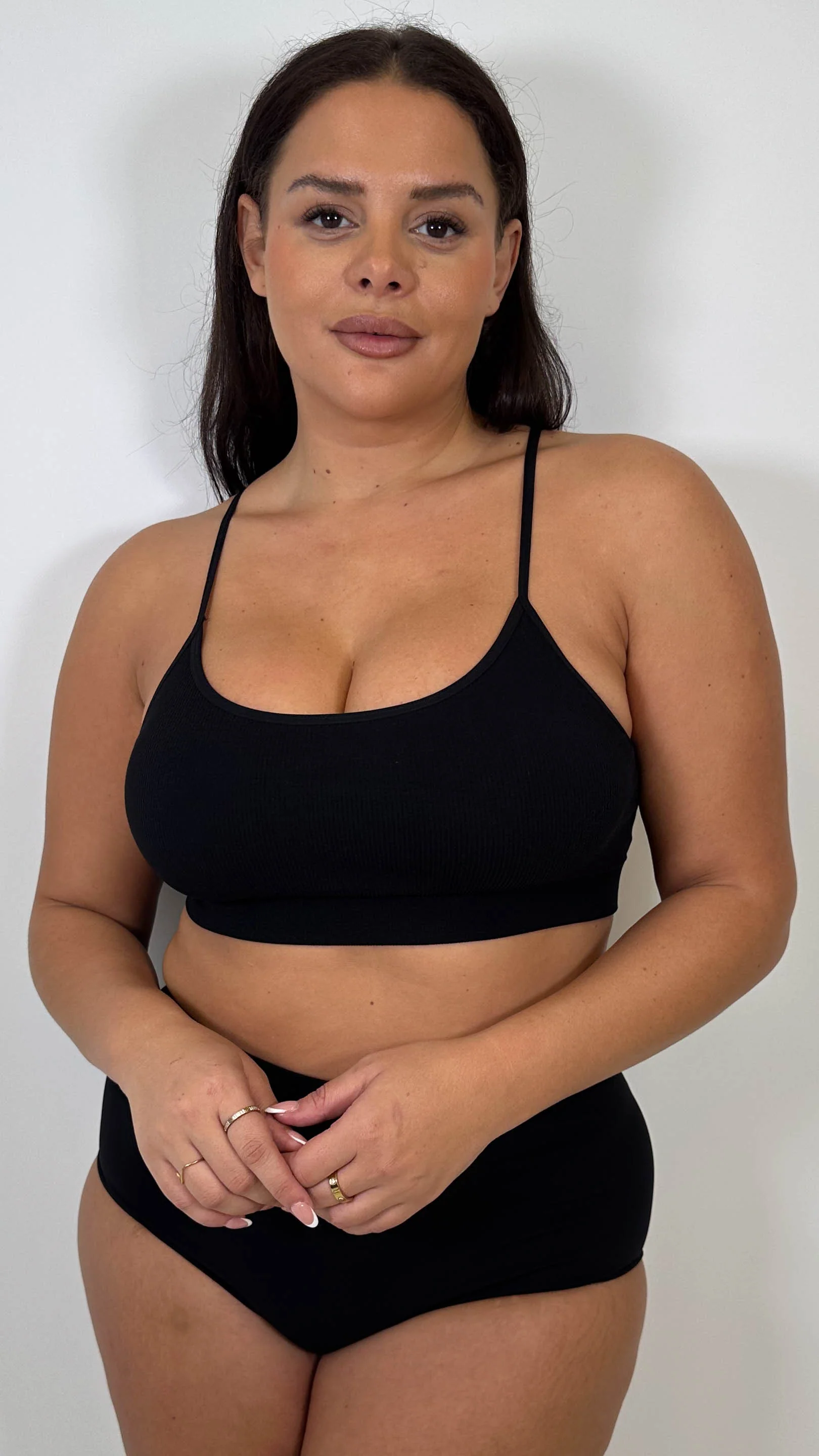Ribbed Seam-Free Bralette Black - Insurauncei