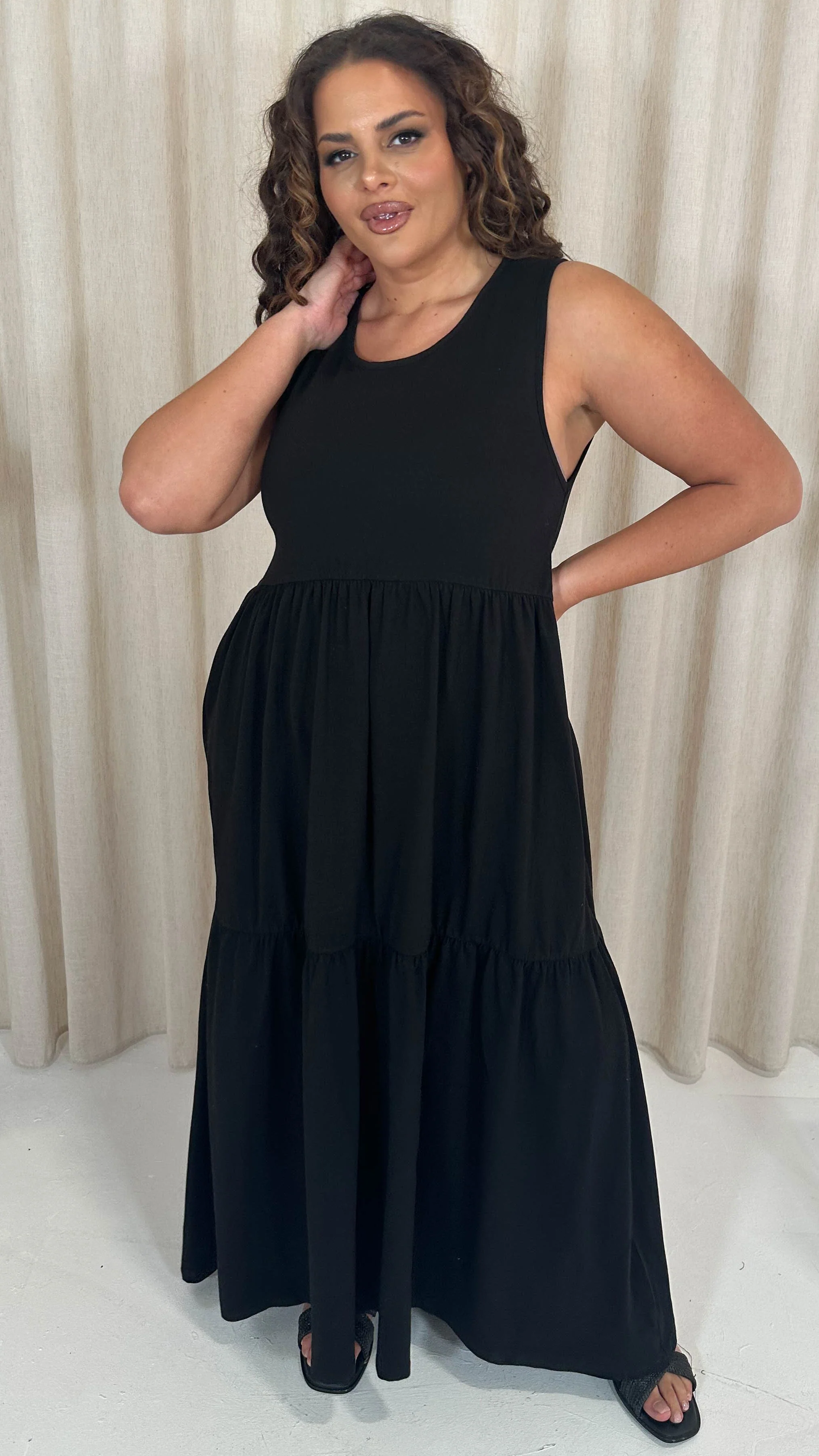 CurveWow Basic Maxi Tiered Dress Black - Insurauncei