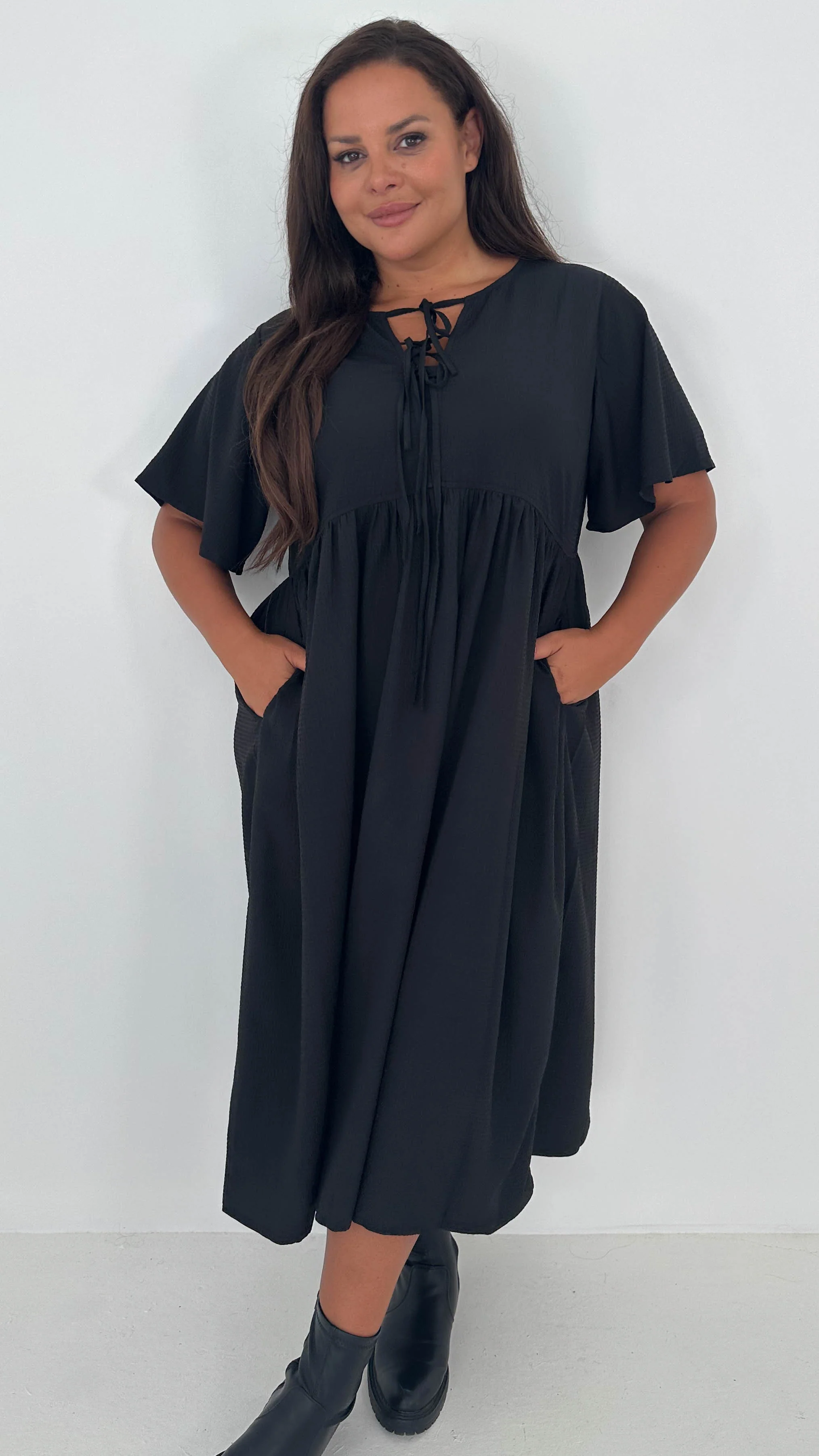 CurveWow Tied Bow Front Dress Black - Insurauncei