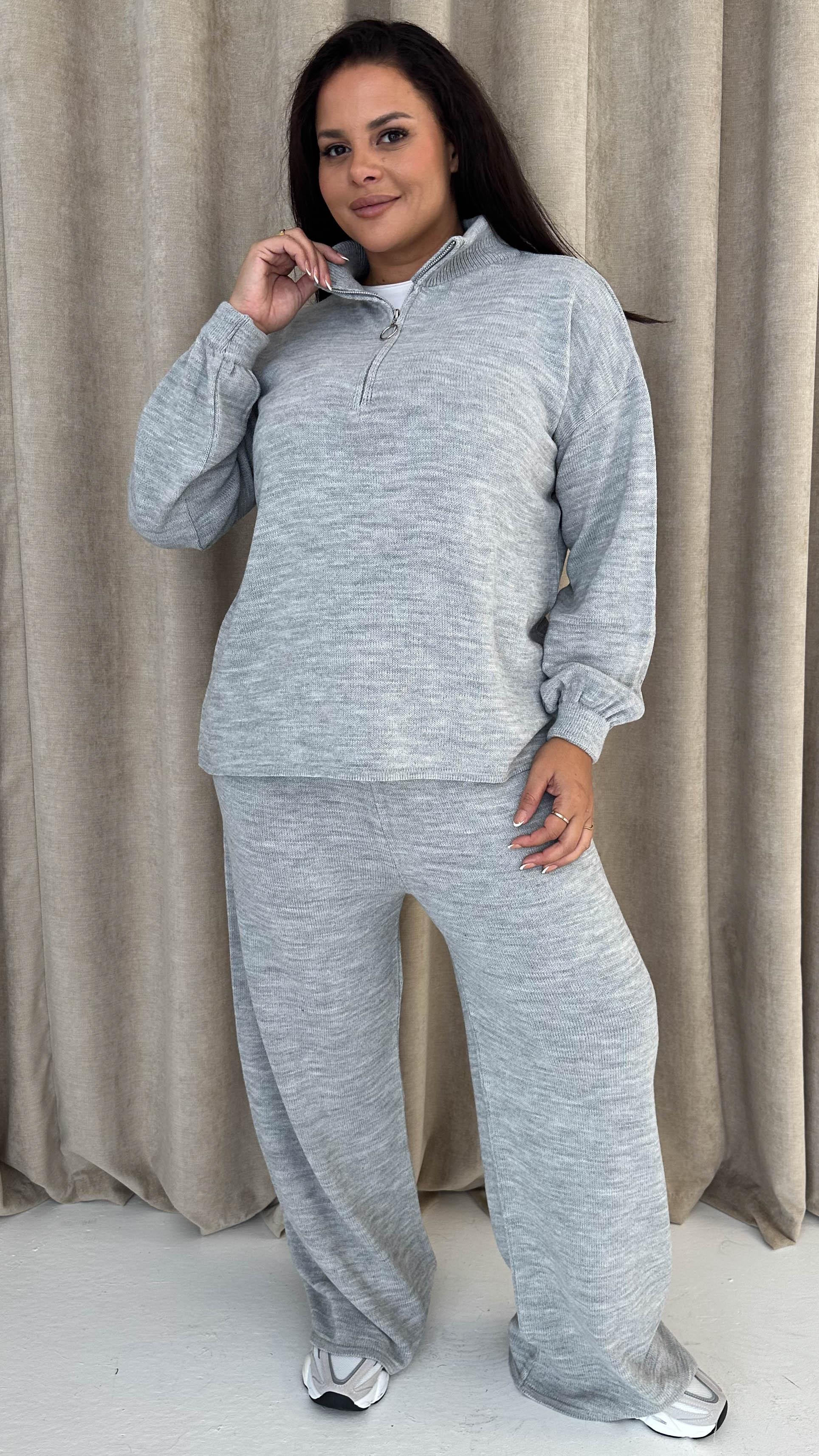 CurveWow Funnel Neck Zip Front Knitted Co-Ord Silver - Insurauncei