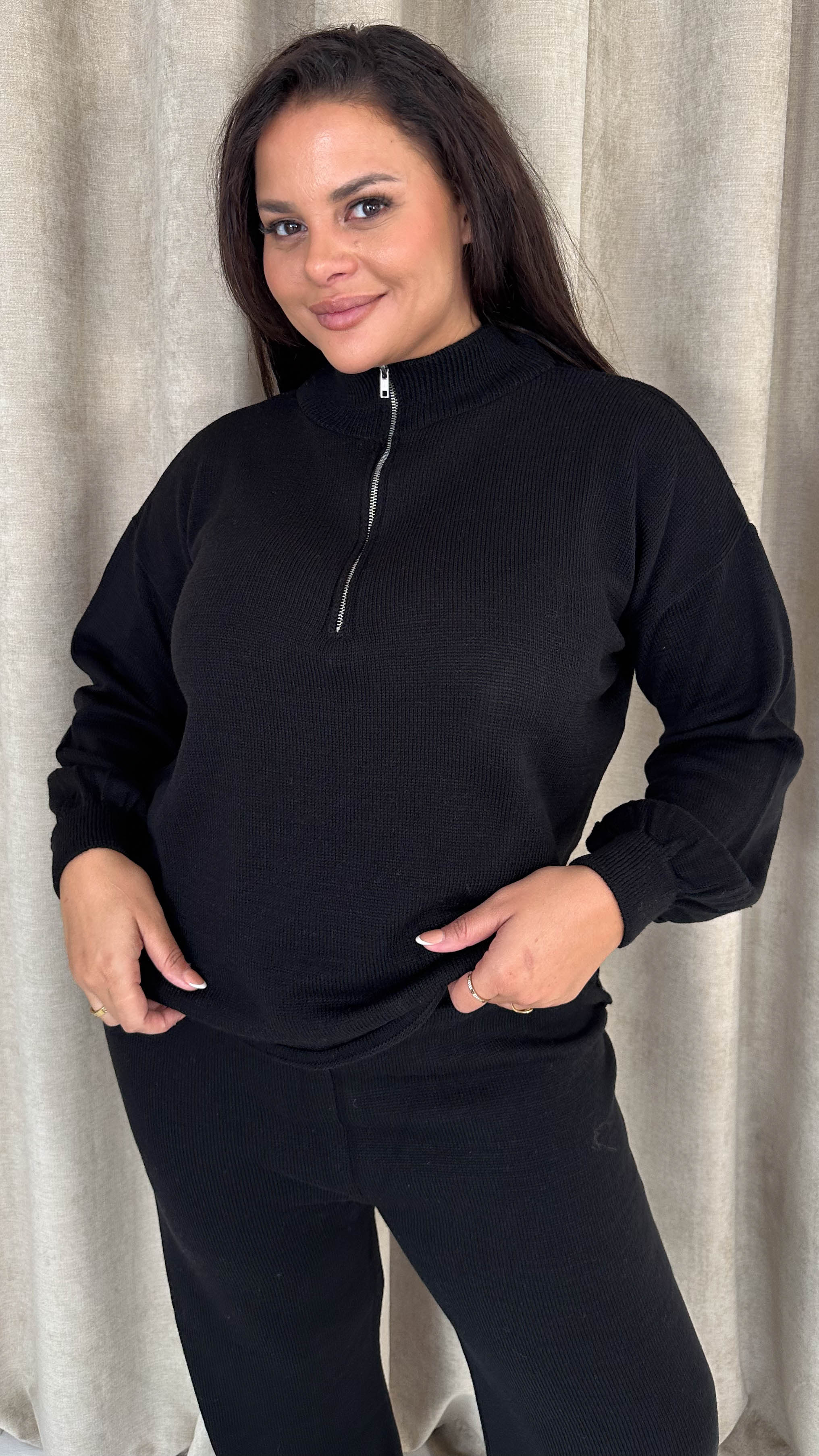CurveWow Funnel Neck Zip Front Knitted Co-Ord Black - Insurauncei