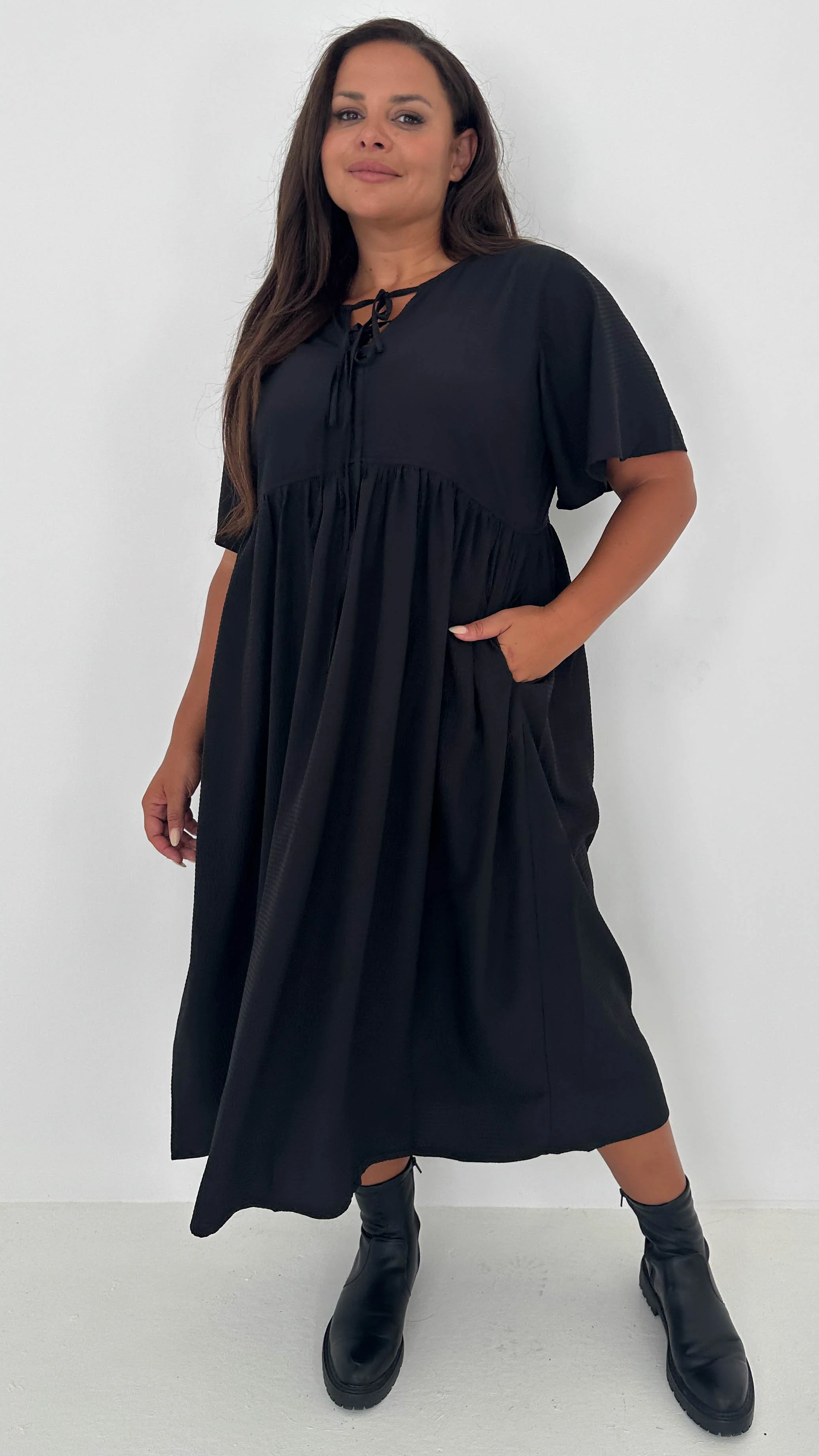 CurveWow Tied Bow Front Dress Black - Insurauncei