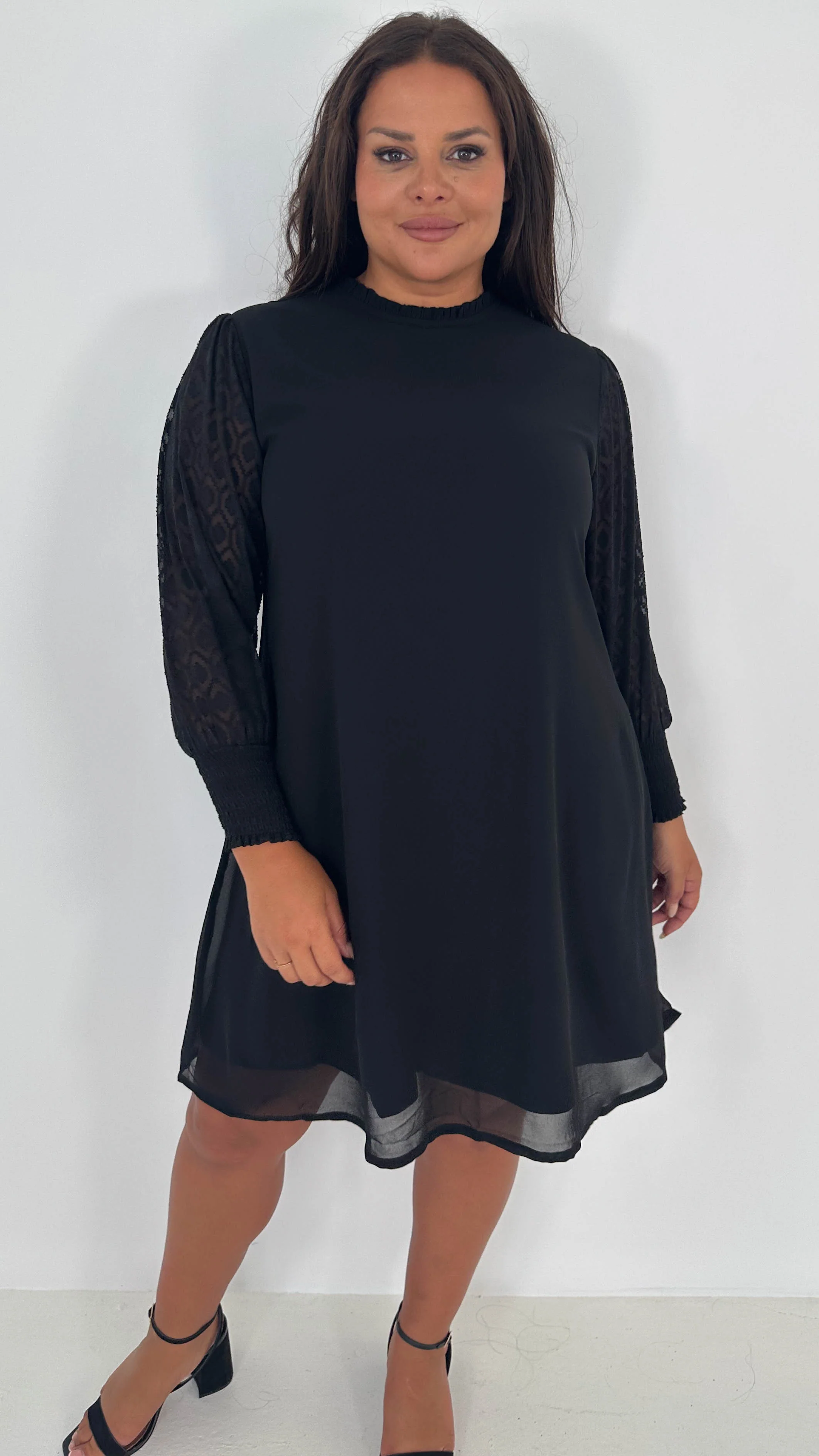 CurveWow Black Sheer Sleeve Shift Dress - Insurauncei