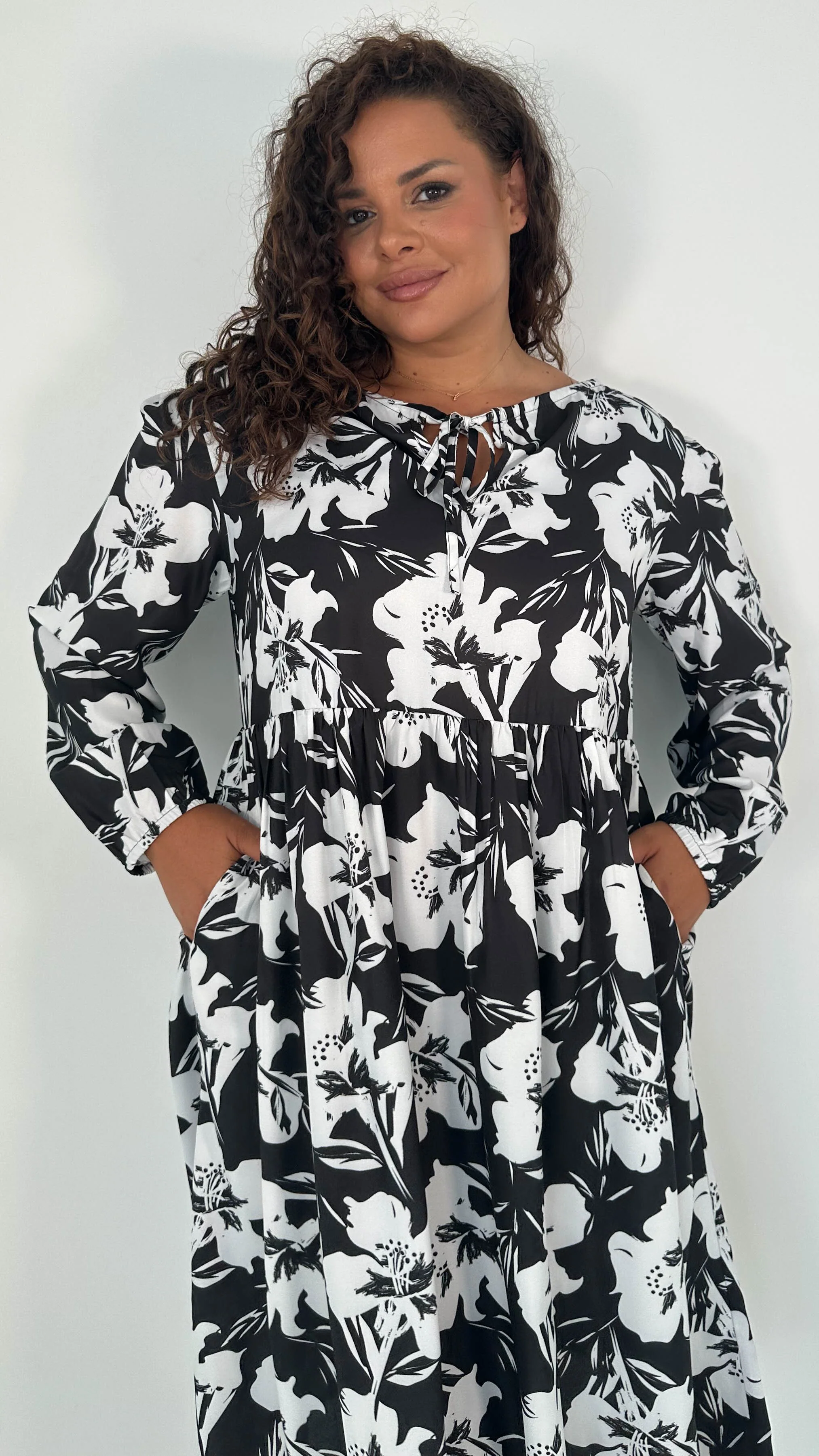 CurveWow Floral Tie Front Midi Dress - Insurauncei