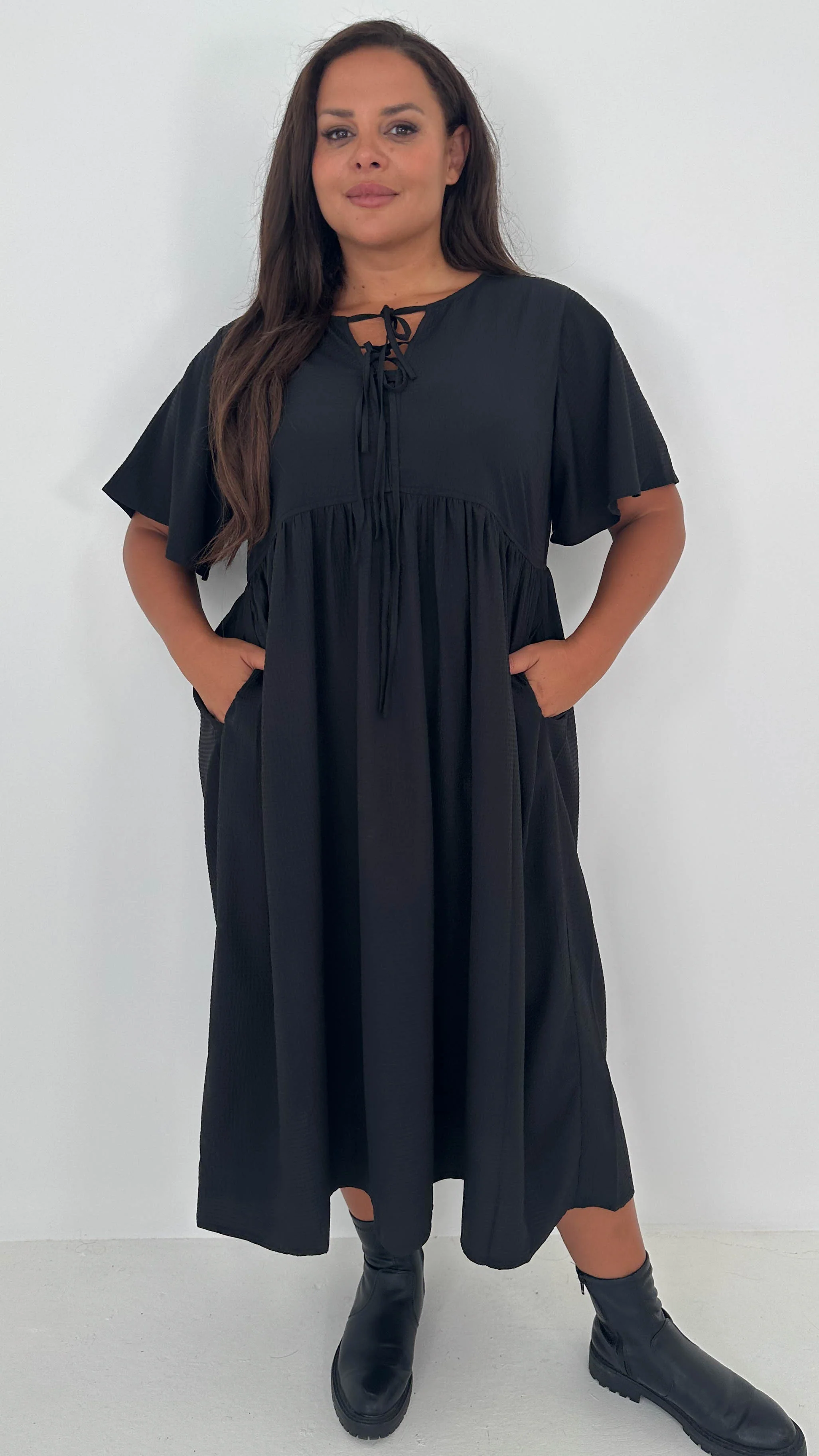 CurveWow Tied Bow Front Dress Black - Insurauncei