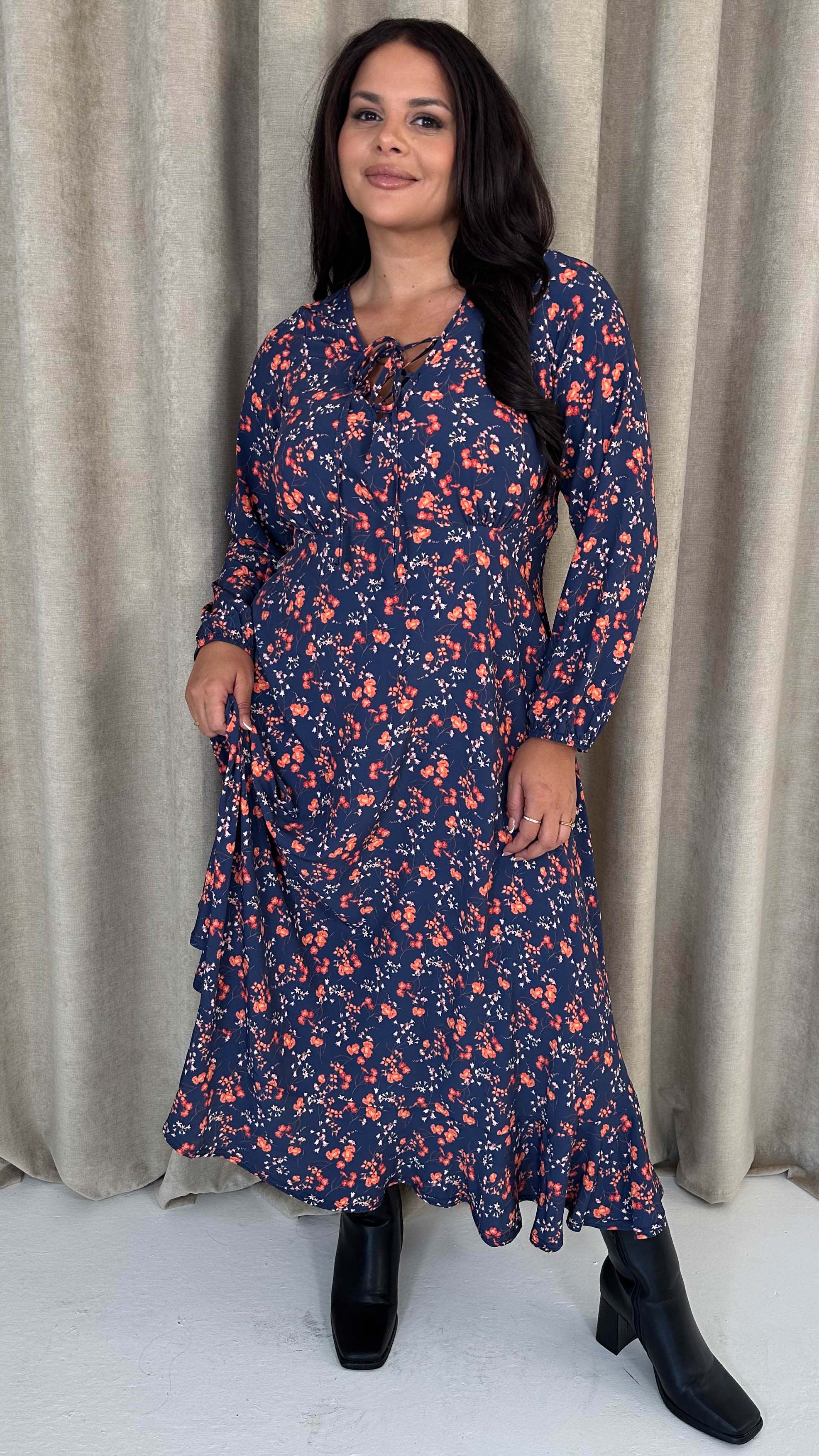 CurveWow Lace Front Frill Hem Midi Dress Navy Floral - Insurauncei