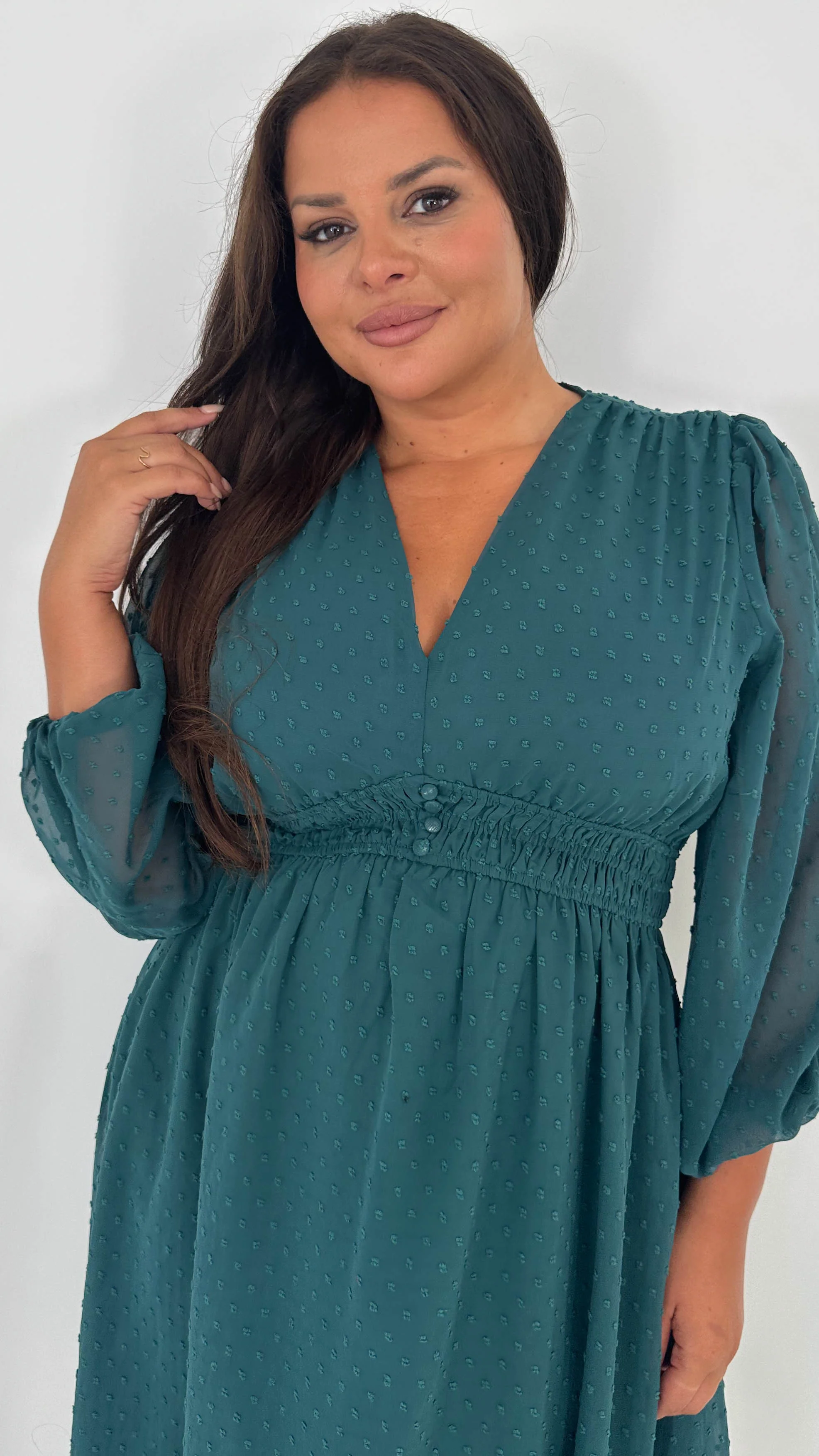 CurveWow Dobby Shirred Bodice Midi Dress Forest Green - Insurauncei