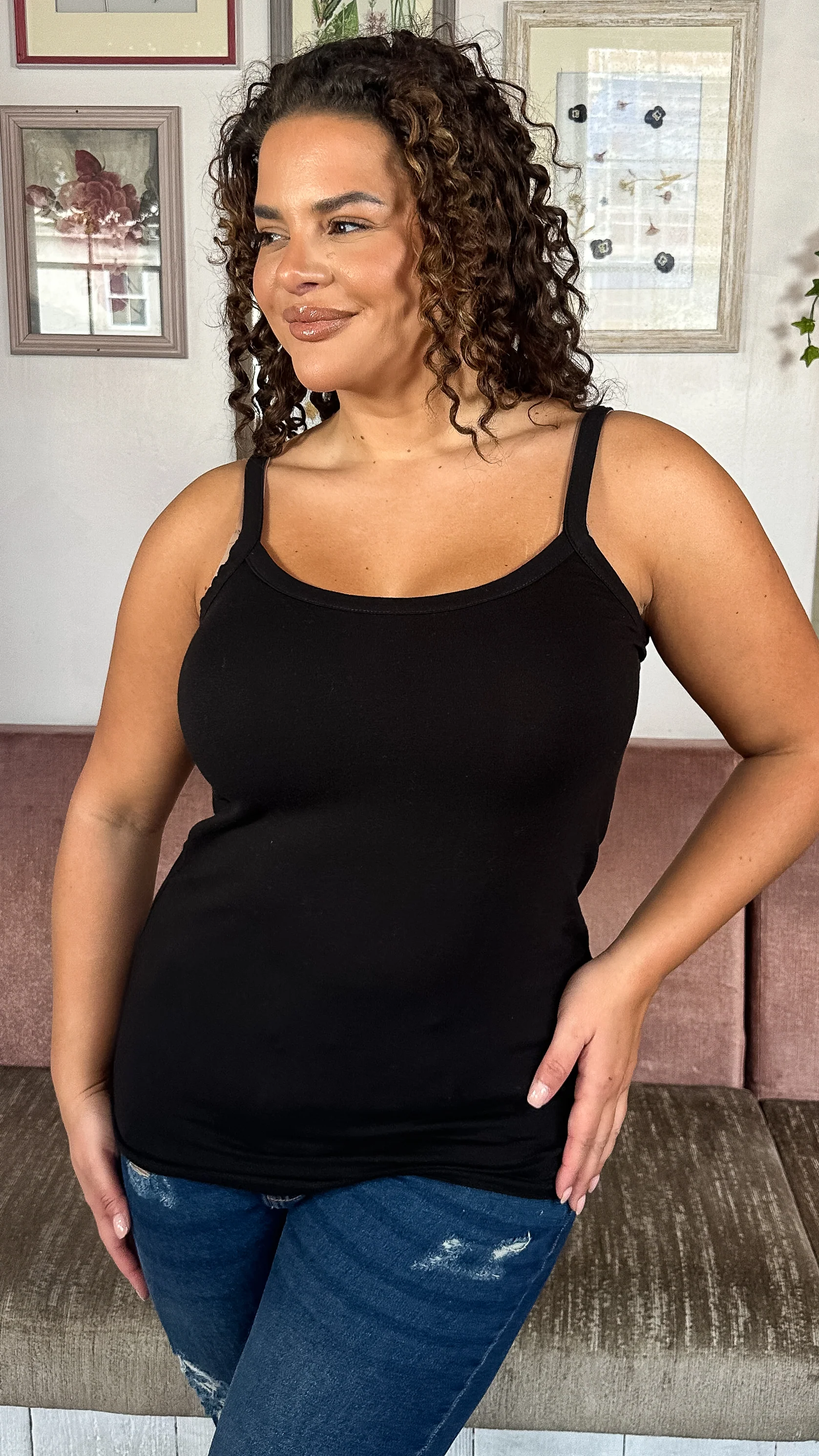 CurveWow Basic Cami Top Black - Insurauncei