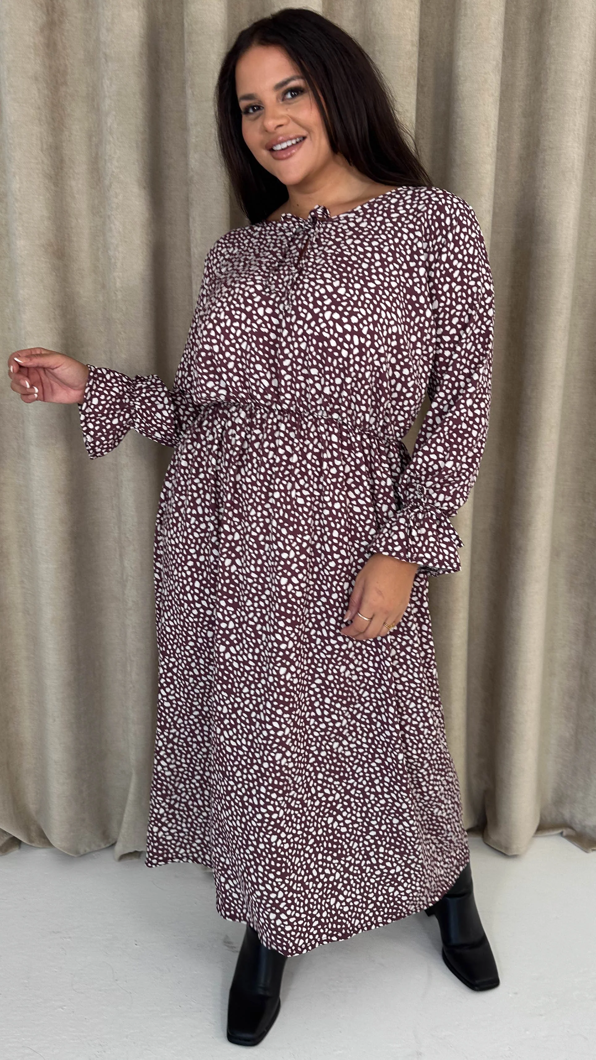 CurveWow Tie Cuff Midaxi Dress Plum Animal - Insurauncei