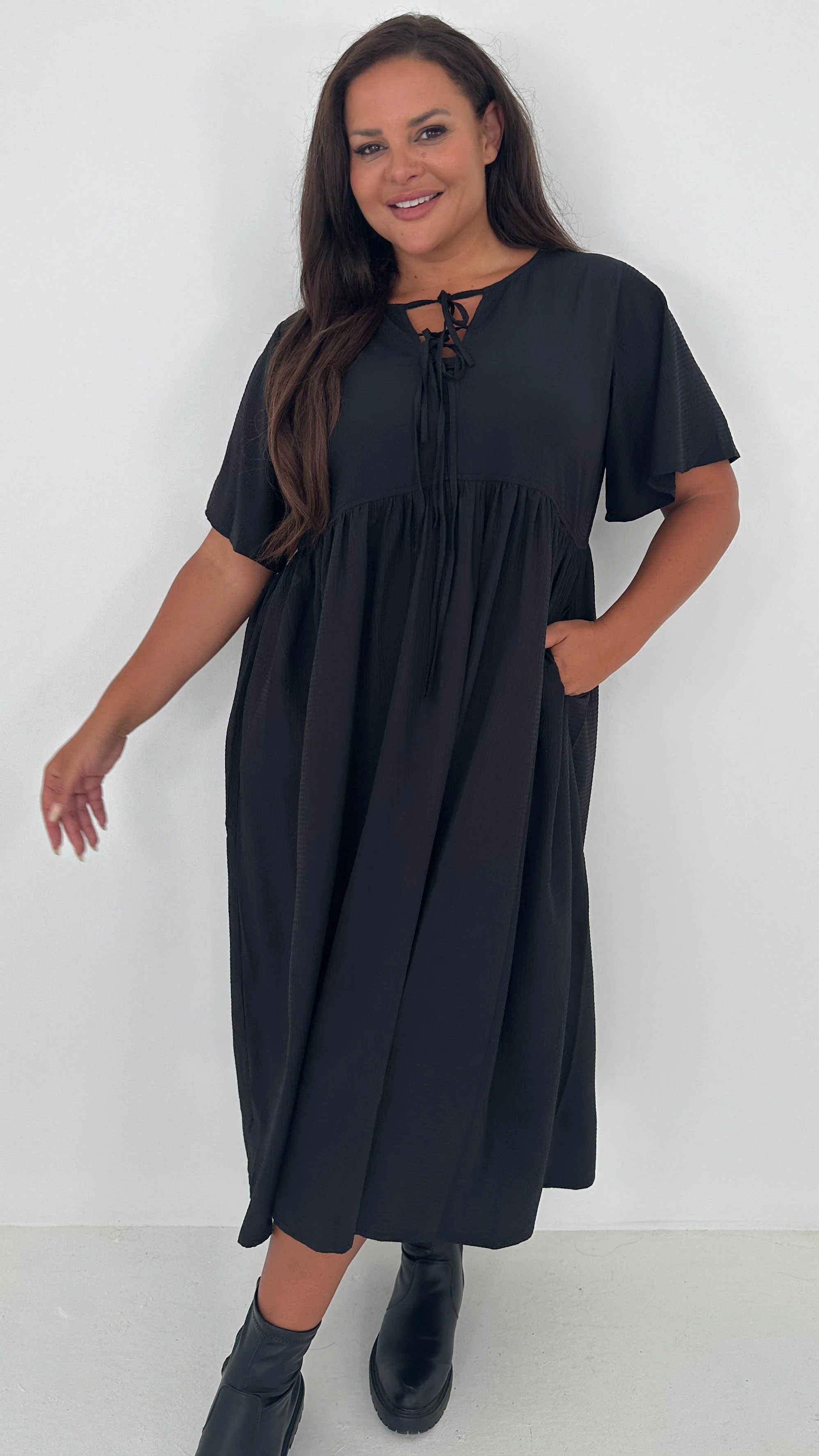 CurveWow Tied Bow Front Dress Black - Insurauncei