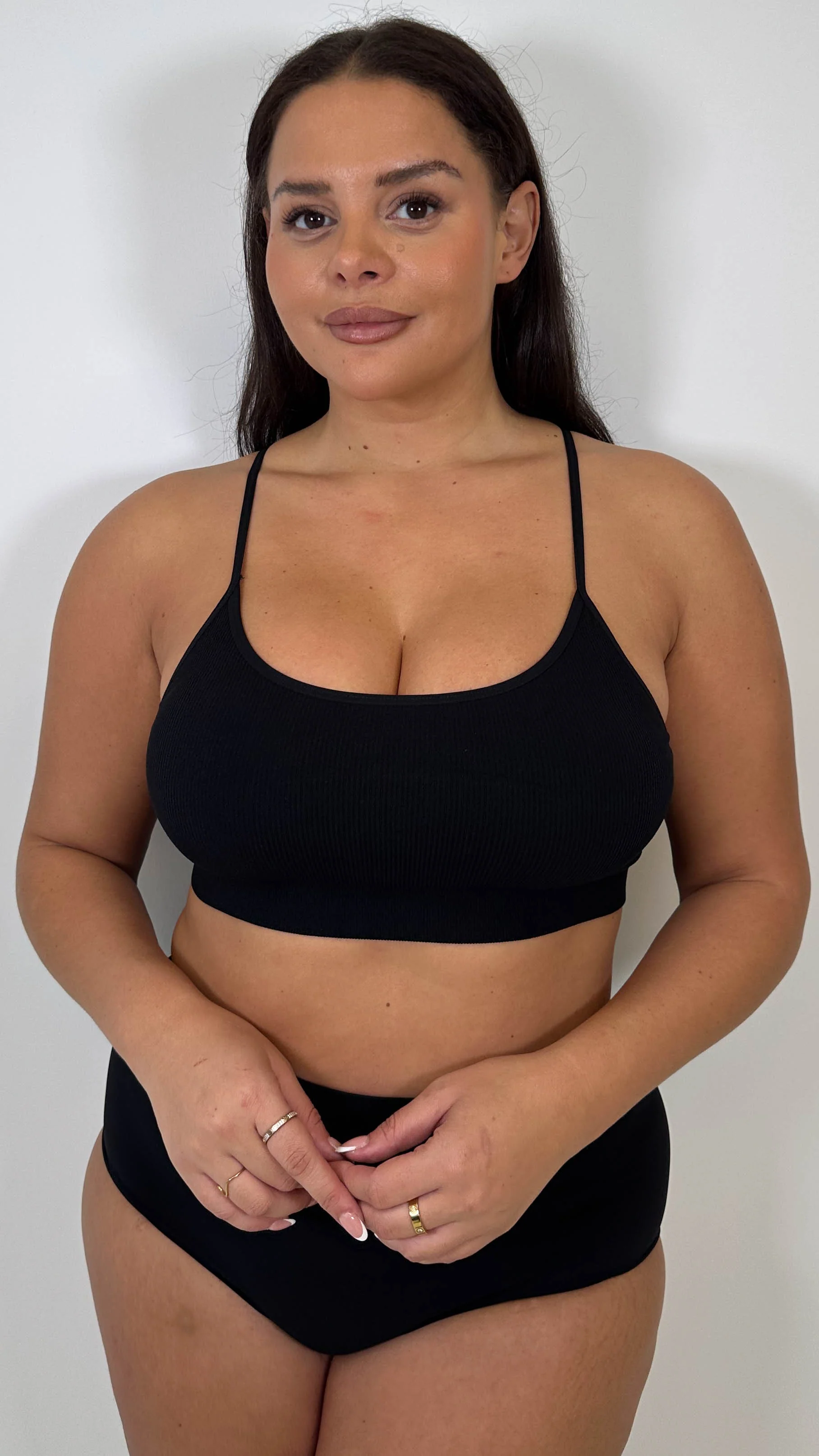 Ribbed Seam-Free Bralette Black - Insurauncei