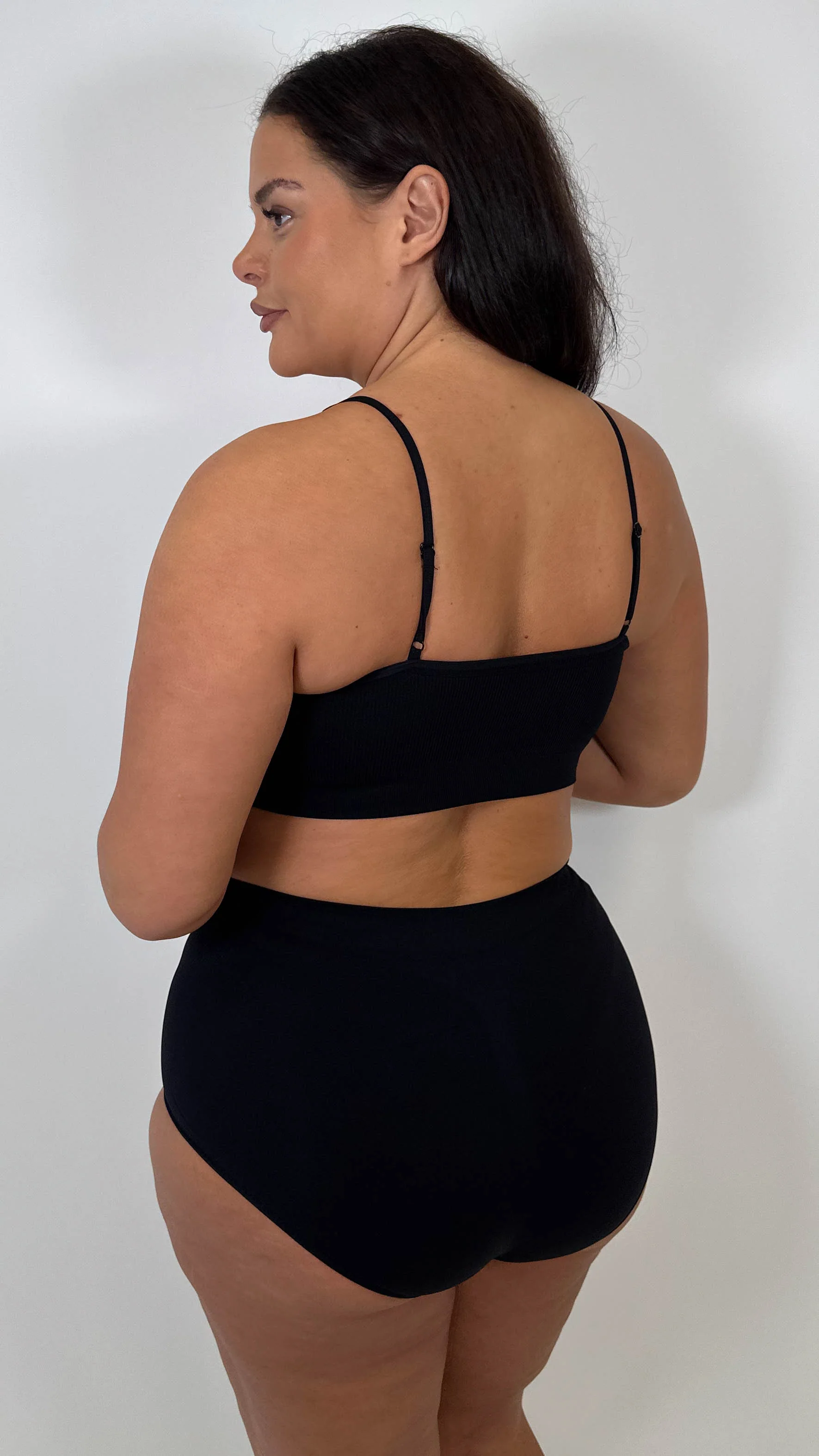 Ribbed Seam-Free Bralette Black - Insurauncei
