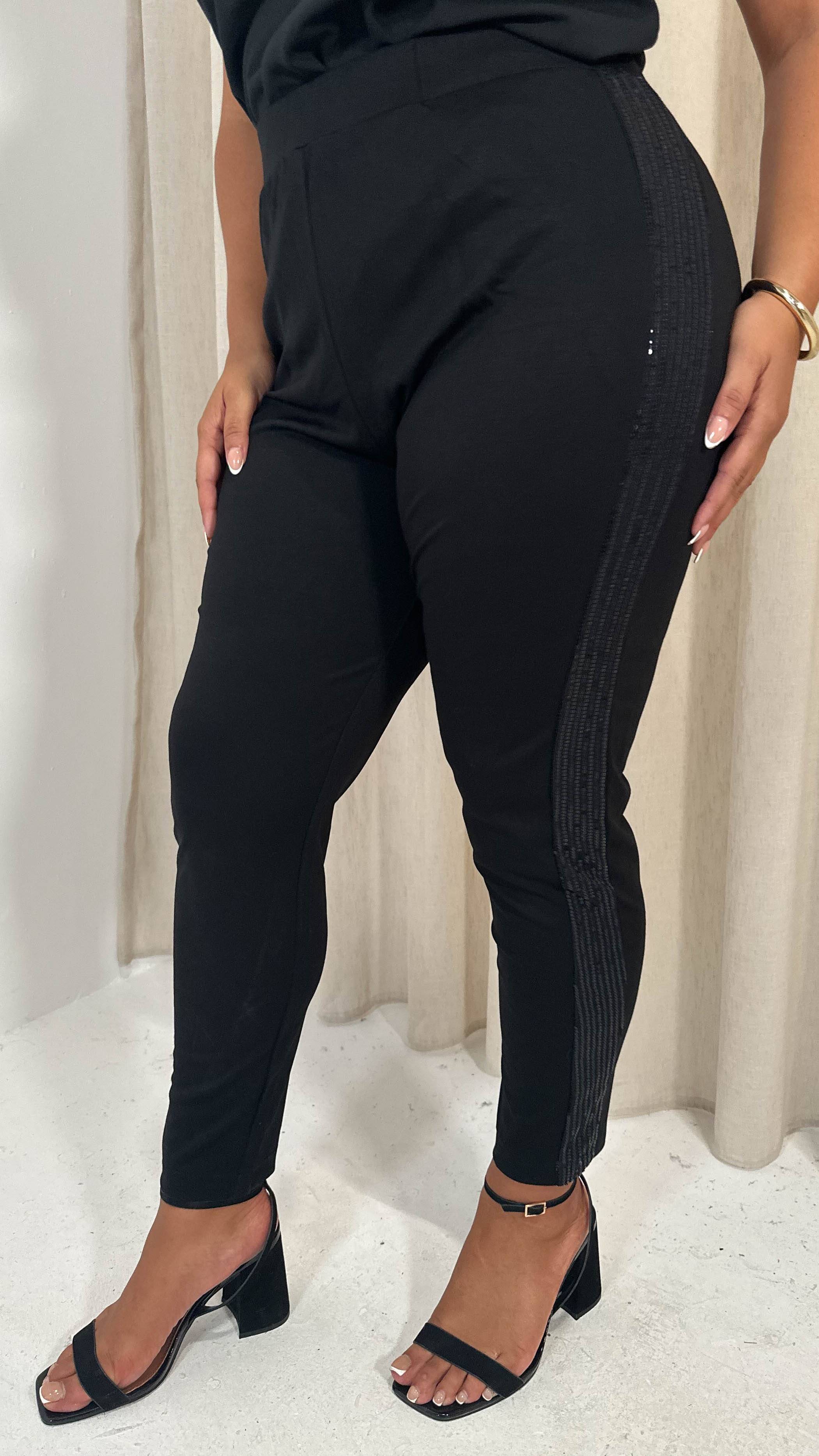 CurveWow Ponte Sequin Leggings Black - Insurauncei